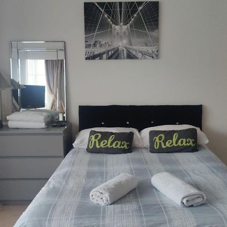 Studio On Golders Green Road Apartment Londra Exterior foto